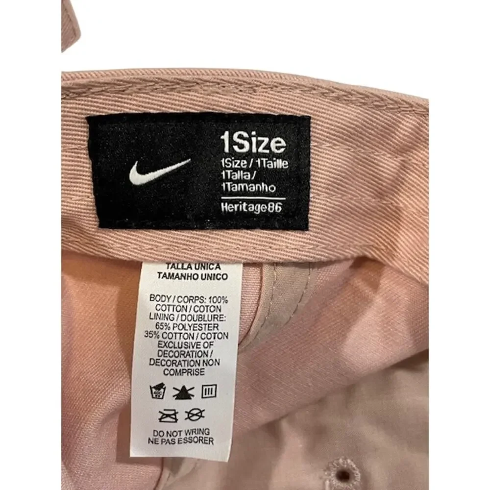 Nike women's Heritage 86 Futura classic cap.  NWOT